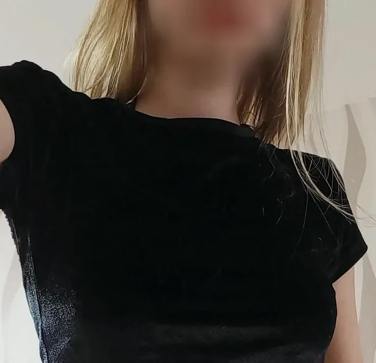 Alina, 25