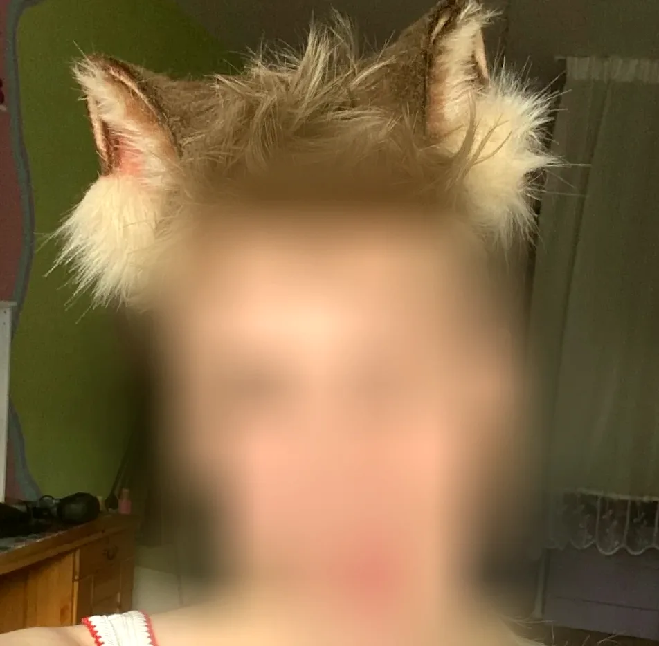 Christina, 23