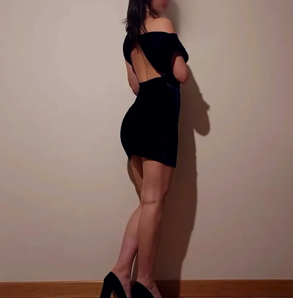 Larissa, 29